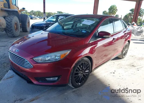 2016 Ford Focus Titanium из США, поврежденный, VIN 1FADP3J2XGL220940